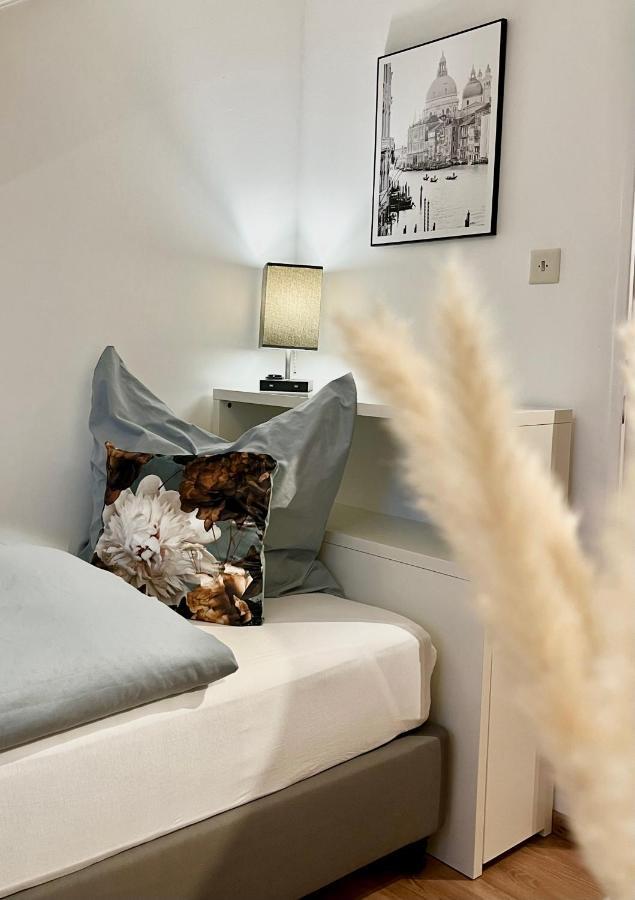 Casa Inn Parkview - Relax & Chill - Perfect For Business Travel, Weekend Trip, Family&Friends, Dogs Lover, Romance, Layover Or Longstay ليمبورغ ان دير لان المظهر الخارجي الصورة