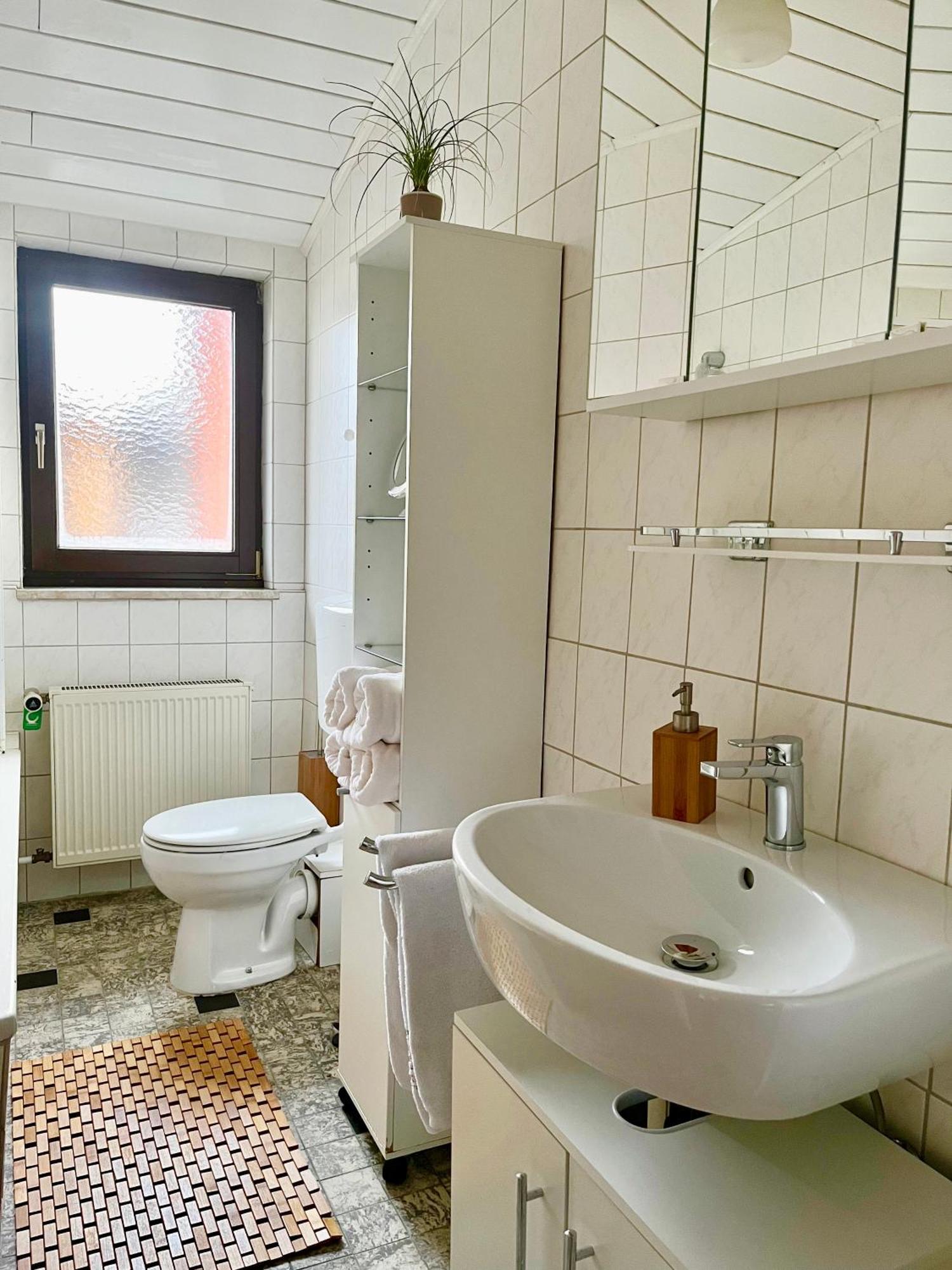 Casa Inn Parkview - Relax & Chill - Perfect For Business Travel, Weekend Trip, Family&Friends, Dogs Lover, Romance, Layover Or Longstay ليمبورغ ان دير لان المظهر الخارجي الصورة