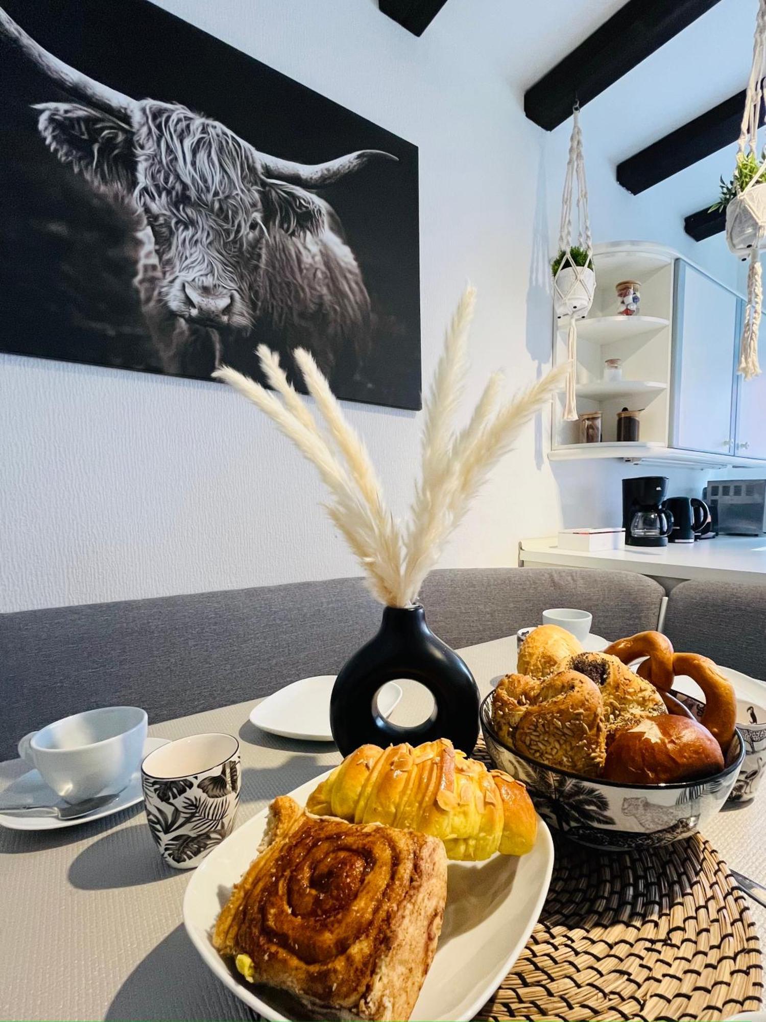 Casa Inn Parkview - Relax & Chill - Perfect For Business Travel, Weekend Trip, Family&Friends, Dogs Lover, Romance, Layover Or Longstay ليمبورغ ان دير لان المظهر الخارجي الصورة