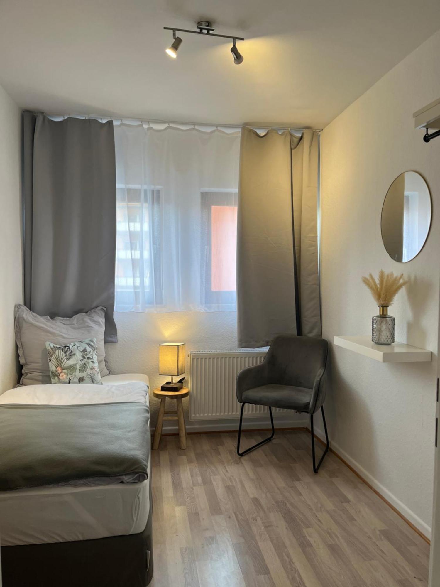 Casa Inn Parkview - Relax & Chill - Perfect For Business Travel, Weekend Trip, Family&Friends, Dogs Lover, Romance, Layover Or Longstay ليمبورغ ان دير لان المظهر الخارجي الصورة